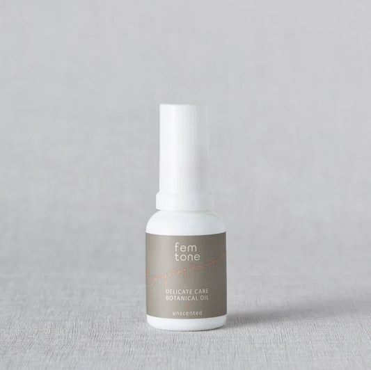 femtone デリケートケア ボタニカルオイル ［ほのかなハーブの香り］20mL